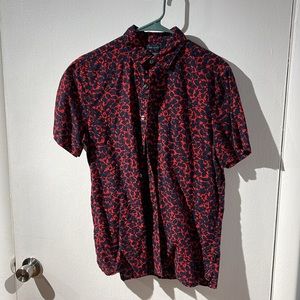 Perry Ellis Men’s Button up shirt. Great condition